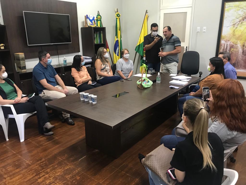 Governo Municipal aditiva contrato com o HSJ para ampliar demanda do atendimento 24h